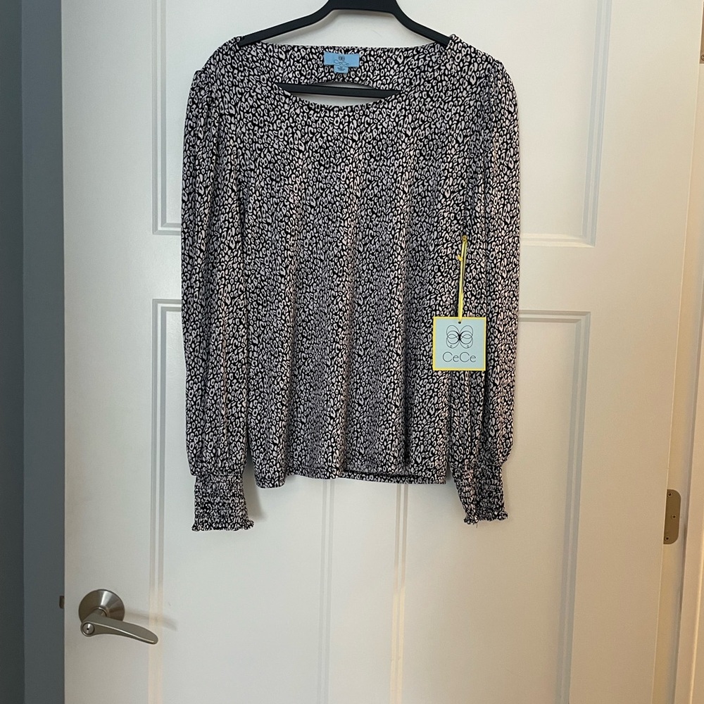 Woman’s CeCe Top Medium